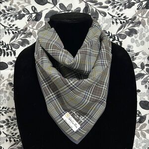 Valentino Rudy  Plaid Pocket Square - Brown and‎ Yellow handkerchief, Italy made